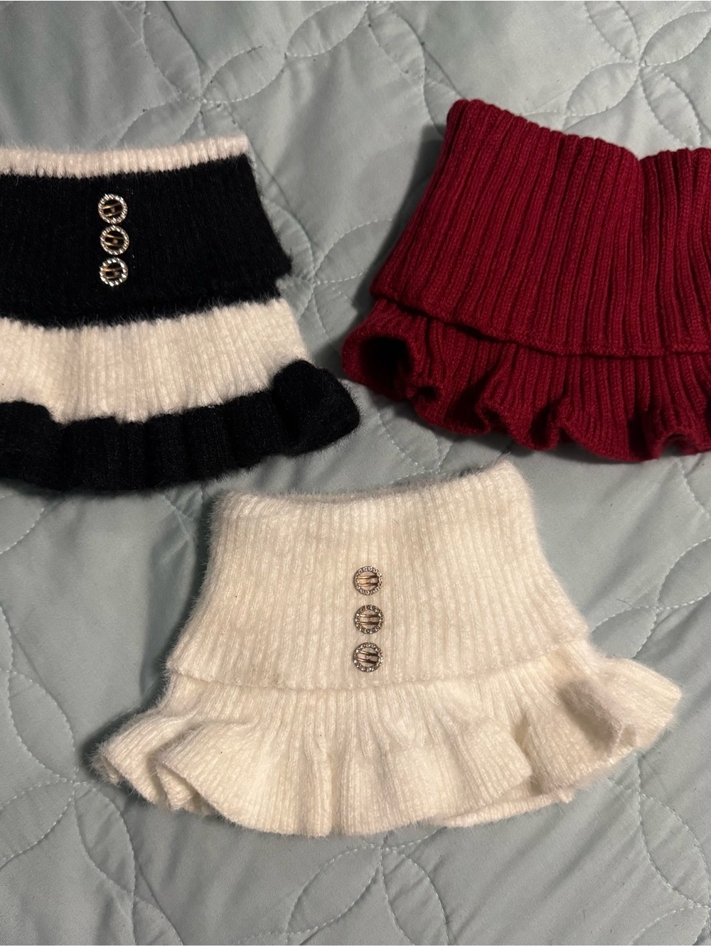 SHEIN Ribbed Ruffle Neck Warmers in White, Black & Burgundy